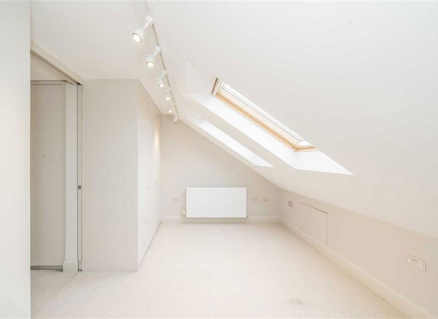 Properties to let in Cranhurst Road - NW2 4LJ view9