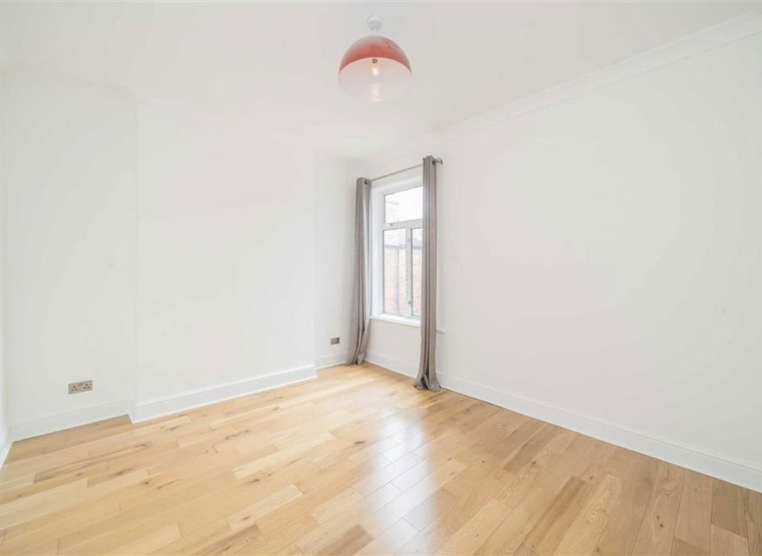 Properties to let in Cranhurst Road - NW2 4LJ view8
