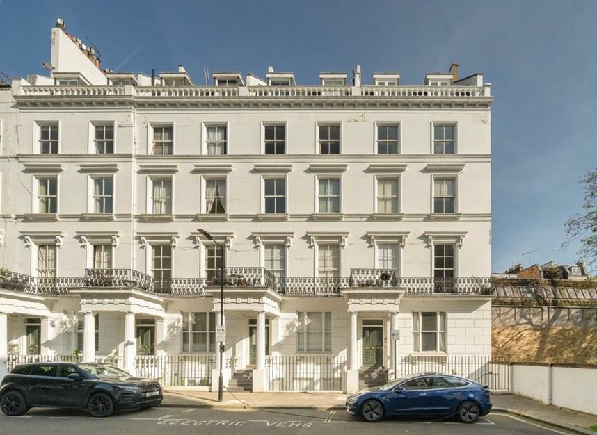 Properties let in Craven Hill Gardens - W2 3EA view1
