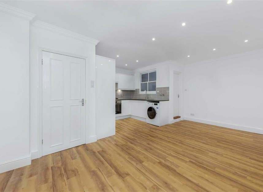 Properties let in Craven Hill Mews - W2 3DY view2