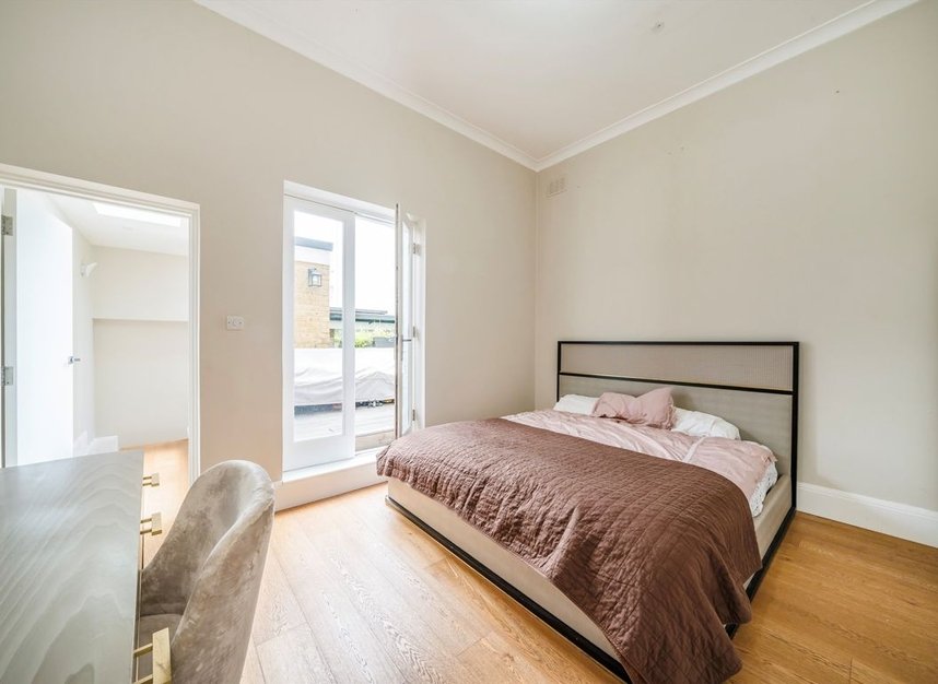 Properties to let in Cromwell Road - SW5 0SE view4