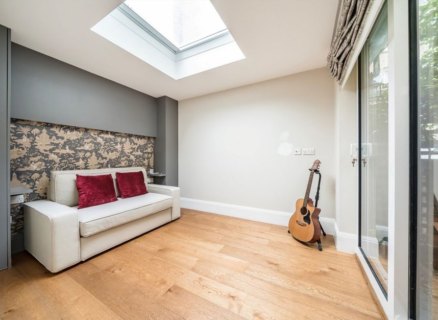 Properties to let in Cromwell Road - SW5 0SE view7