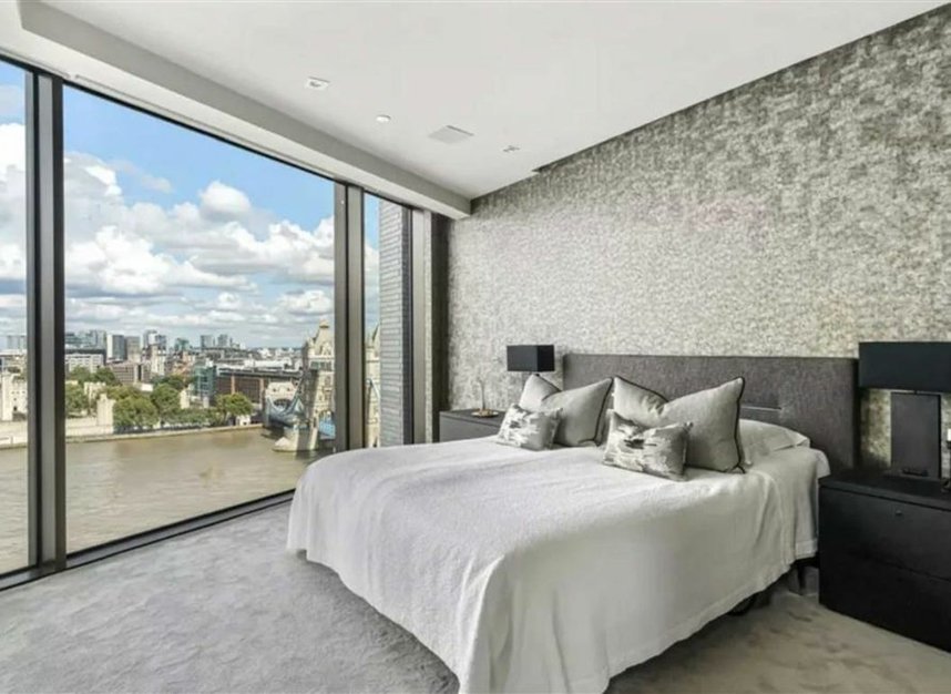 Properties to let in Crown Square - SE1 2SE view8