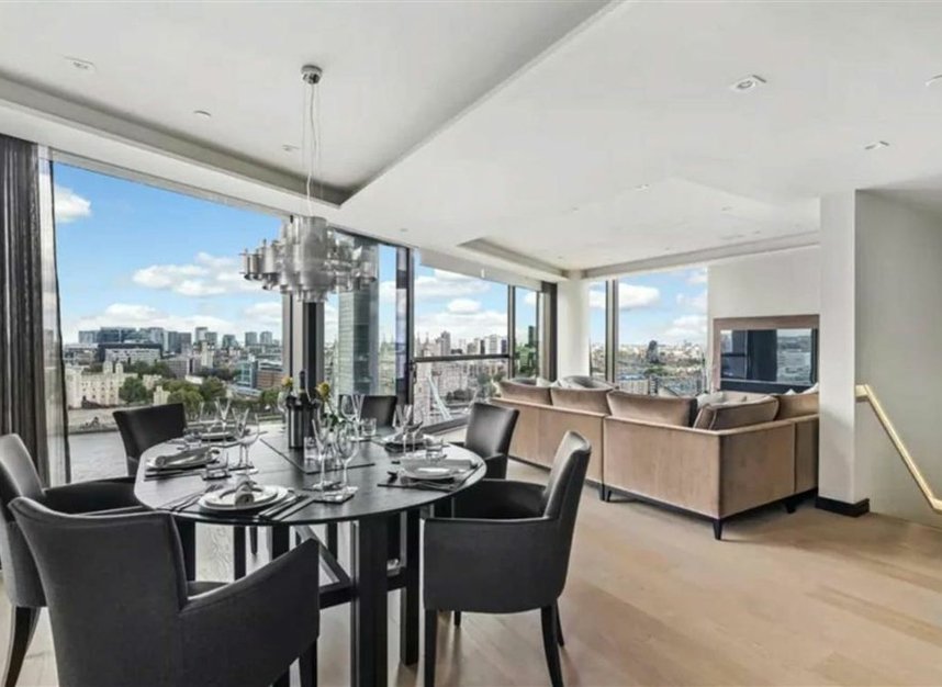 Properties to let in Crown Square - SE1 2SE view2