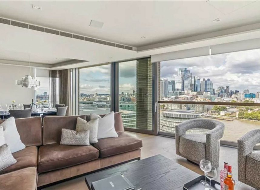 Properties to let in Crown Square - SE1 2SE view3