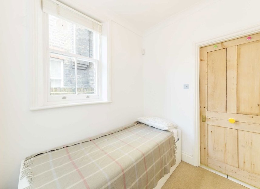 Properties to let in Dalmeny Road - N7 0HH view5