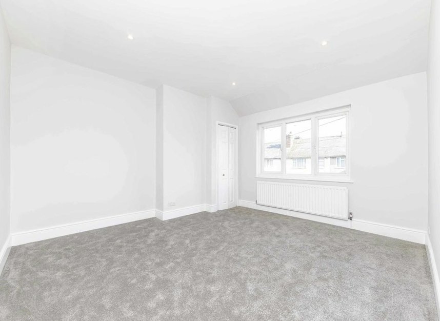 Properties let in Dawnay Road - SW18 3PQ view5