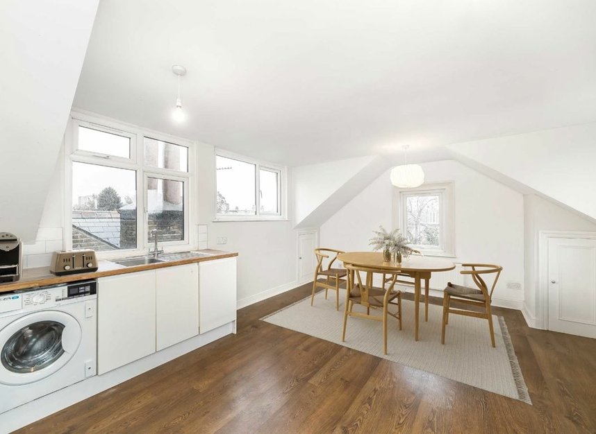 Properties let in Denbigh Road - W13 8QA view4