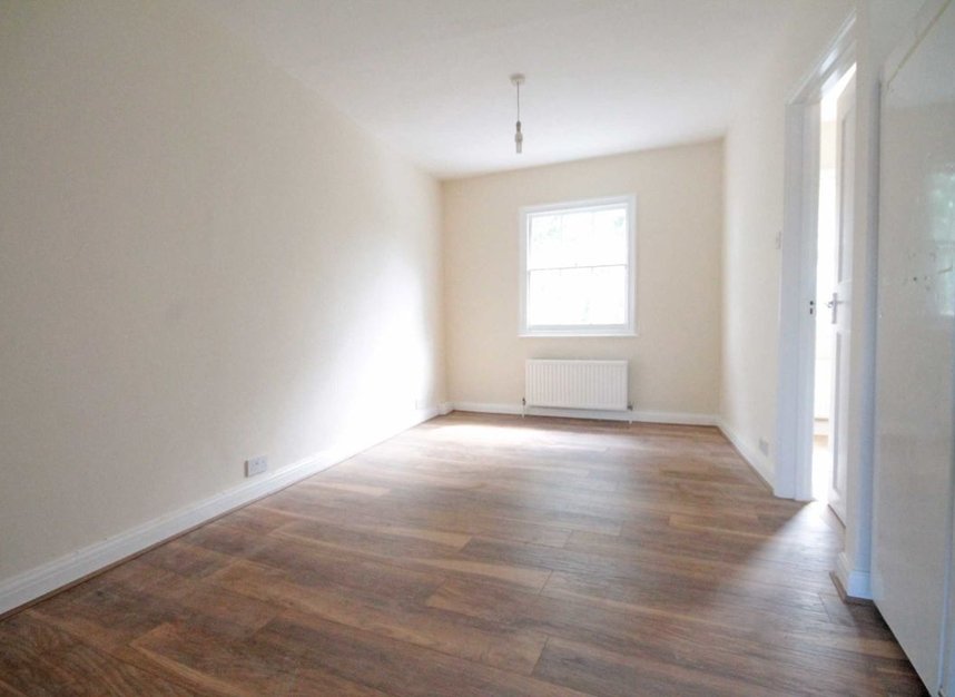 Flat to rent in Denmark Hill, London, SE5 (Ref 220720) Dexters