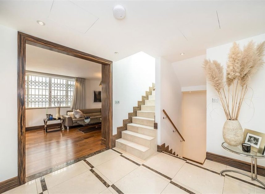 Properties to let in Devonshire Close - W1G 7BG view5