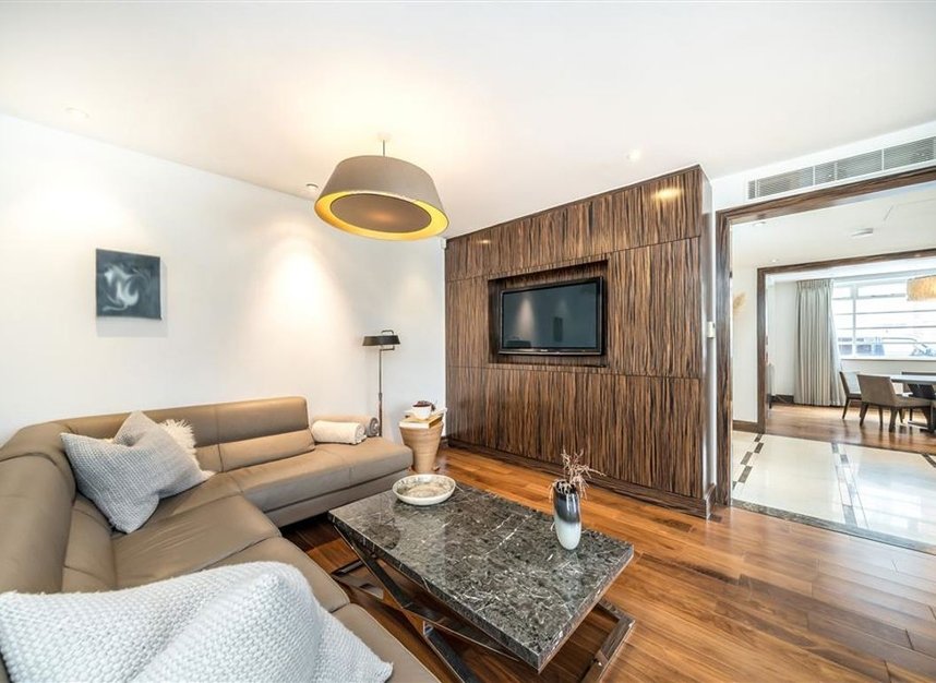 Properties to let in Devonshire Close - W1G 7BG view2