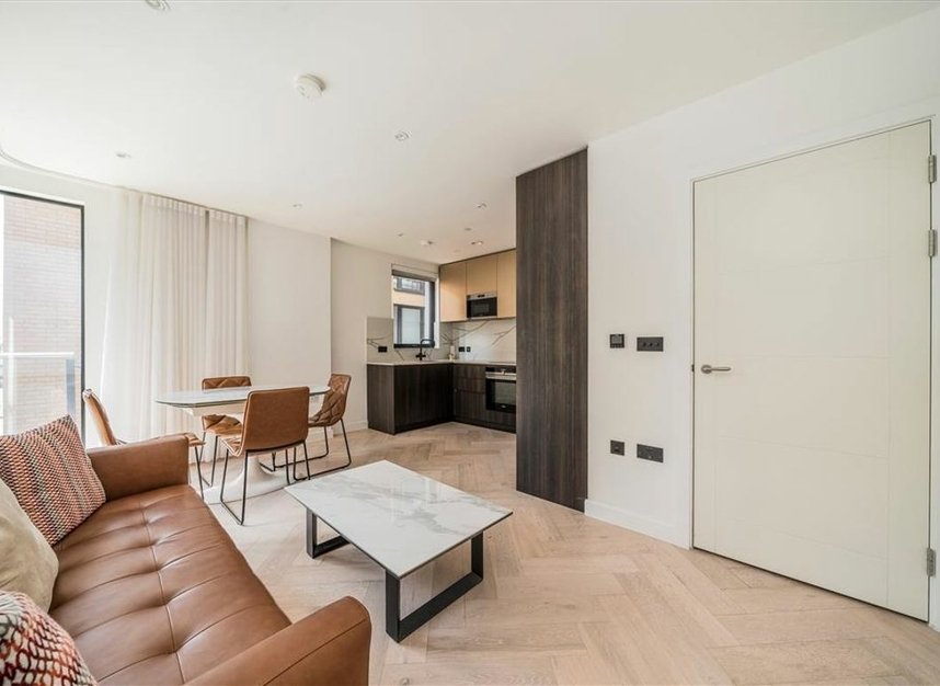 Properties let in Dock Street - E1 8QU view2