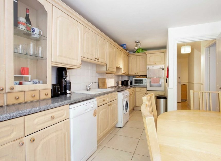 Properties let in Doulton Mews - NW6 1XY view4