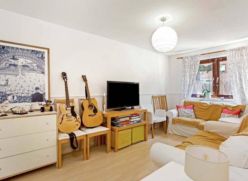 Properties let in Doulton Mews - NW6 1XY view2