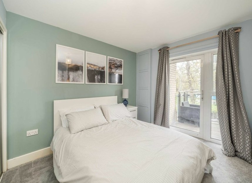 Properties let in Dragmore Street - SW4 8DW view7