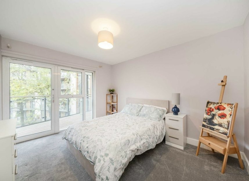 Properties let in Dragmore Street - SW4 8DW view6