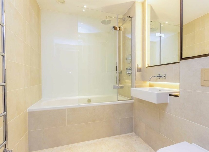 Properties let in Drapers Yard - SW18 1SF view5