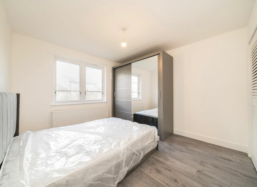 Properties let in Dublin Avenue - E8 4TP view5