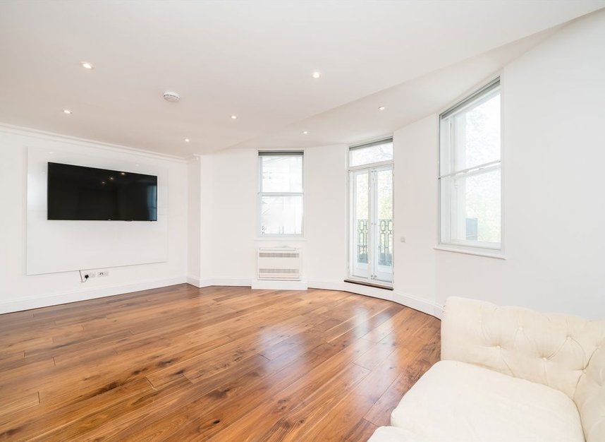 Properties let in Dunraven Street - W1K 7FF view2