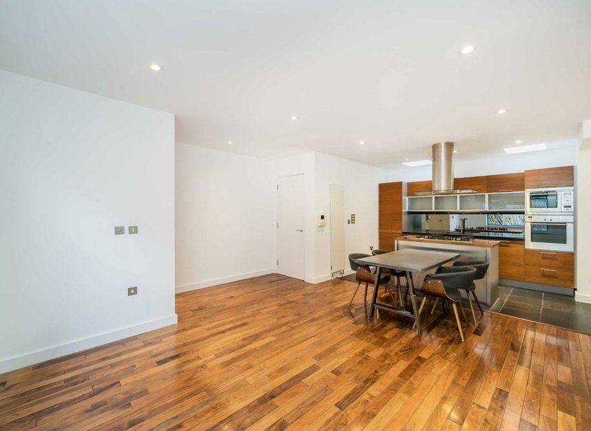 Properties let in Dunworth Mews - W11 1LE view2
