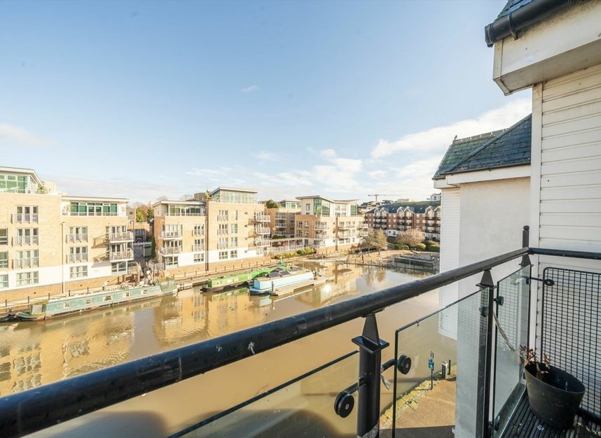 Properties to let in Durham Wharf Drive - TW8 8HP view9