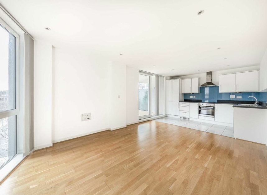 Properties to let in Ealing Road - TW8 0GB view2