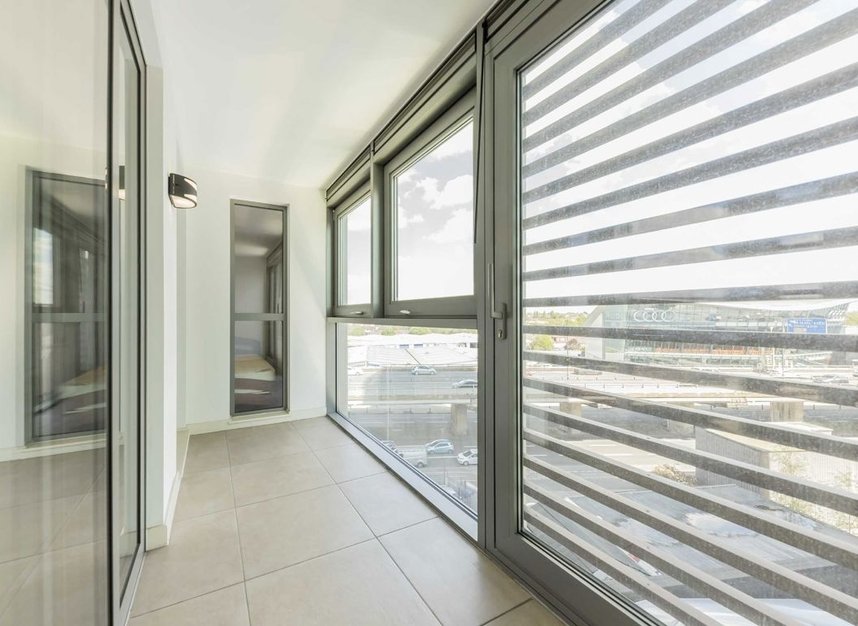 Properties to let in Ealing Road - TW8 0GN view5