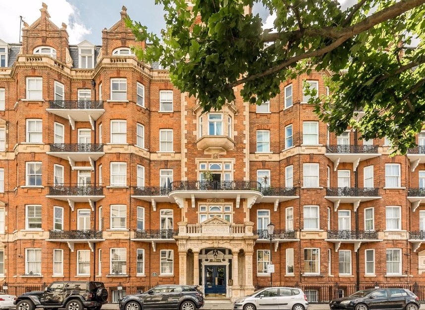 Earl's Court Square, London, SW5