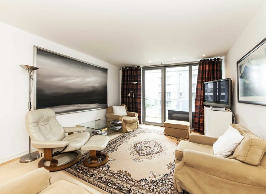 Properties let in Eastfields Avenue - SW18 1JX view2