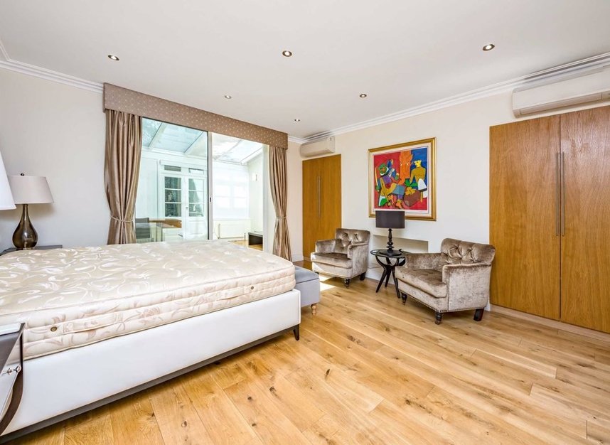 Properties to let in Eaton Place - SW1X 8AU view6