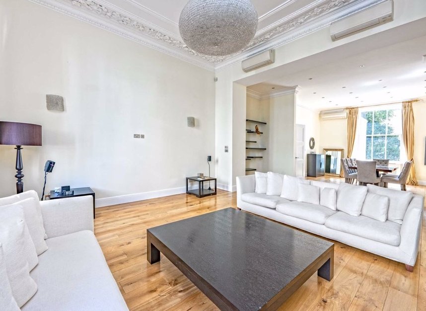 Properties to let in Eaton Place - SW1X 8AU view2