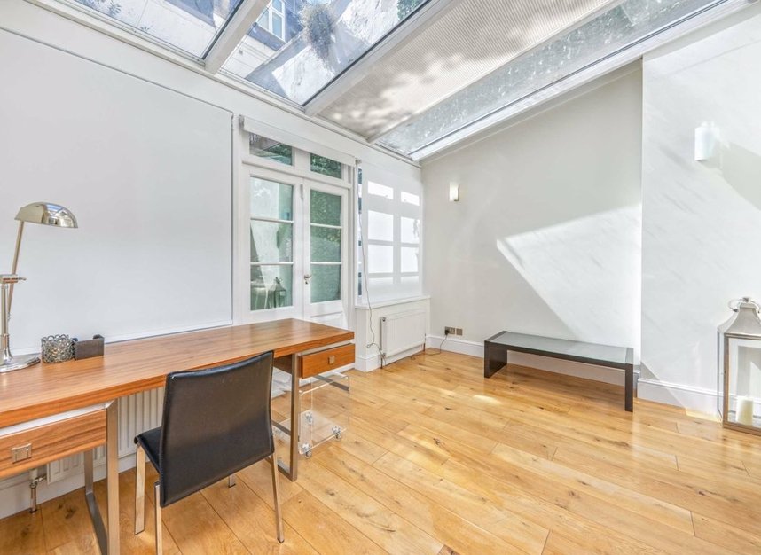 Properties to let in Eaton Place - SW1X 8AU view8