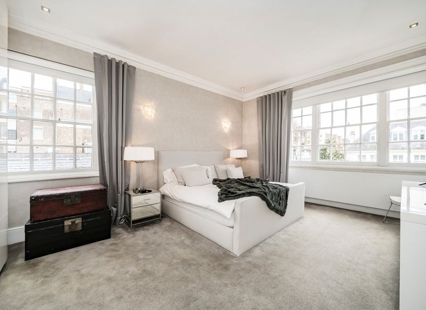 Properties to let in Eaton Place - SW1X 8AF view6