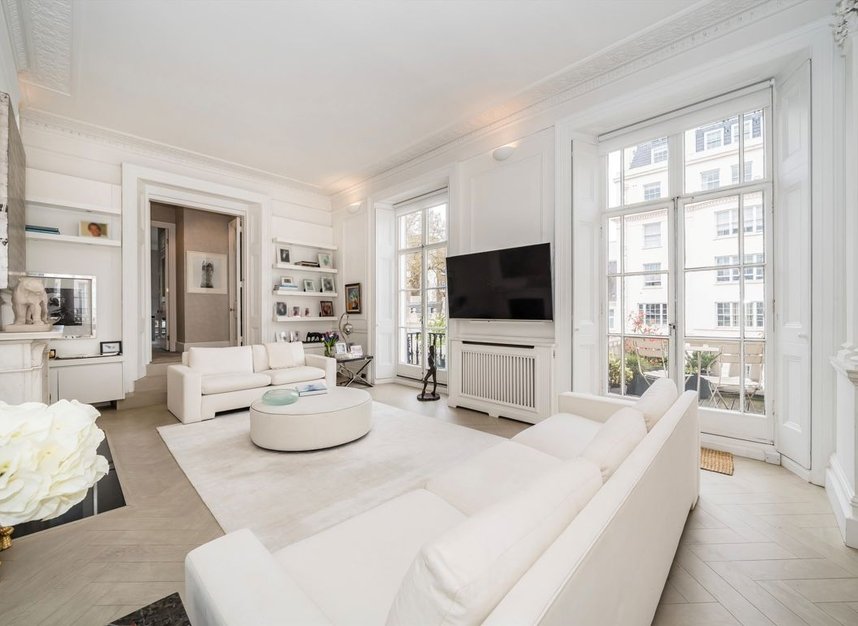 Properties to let in Eaton Place - SW1X 8AF view2