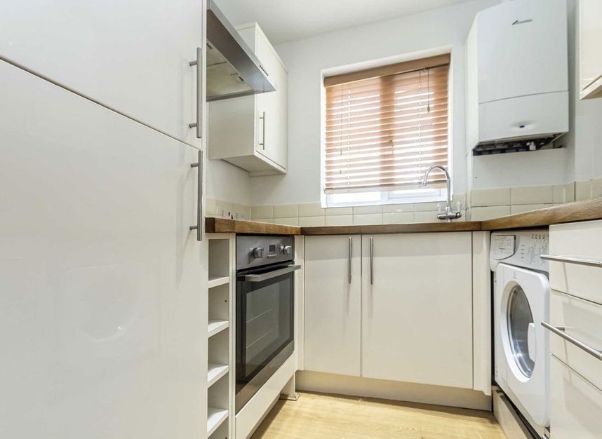Properties let in Ebury Mews - SE27 9EP view3