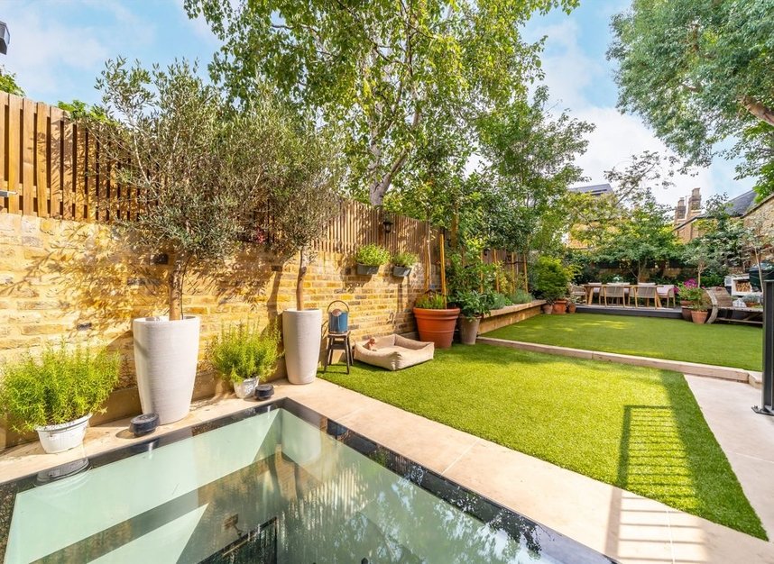 Properties to let in Edna Street - SW11 3DP view12