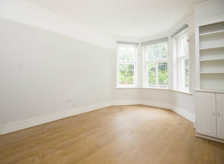 Properties let in Elgin Crescent - W11 2JN view4