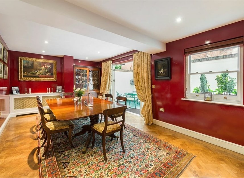 Properties to let in Elm Park Road - SW3 6BB view8