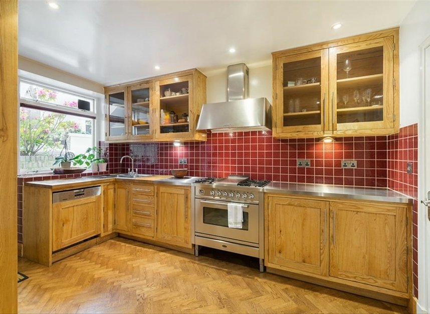 Properties to let in Elm Park Road - SW3 6BB view5