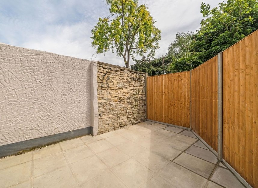 Properties let in Elm Road - KT2 6HP view7
