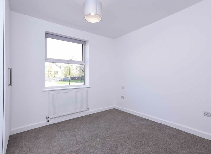 Properties to let in Elm Terrace - NW3 2LL view3