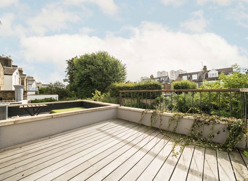 Properties to let in Elms Crescent - SW4 8QF view10