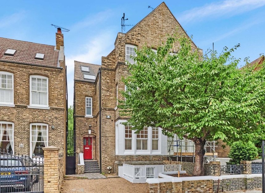 Elms Road, London, SW4