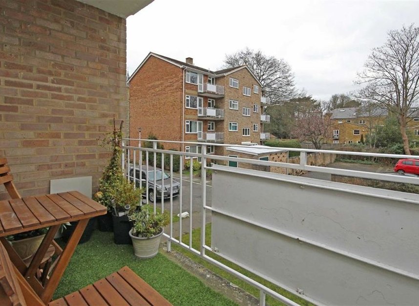 Properties let in Elton Close - KT1 4EE view5