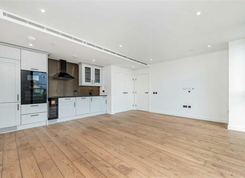 Properties let in Emery Way - E1W 2AR view3