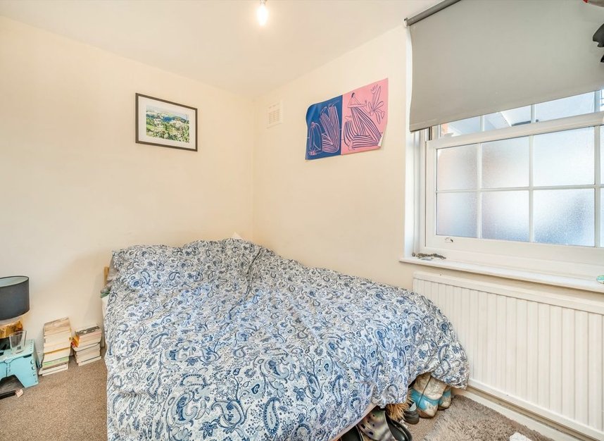 Properties let in Emlyn Gardens - W12 9UJ view5