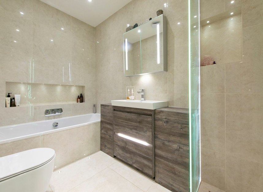 Properties let in Eton Garages - NW3 4PE view7