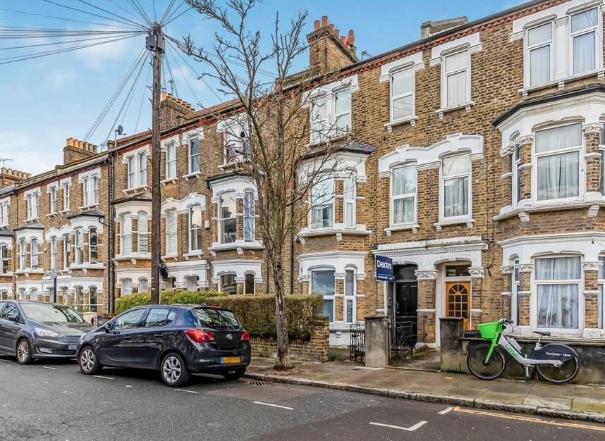 Properties let in Fairbridge Road - N19 3HZ view1