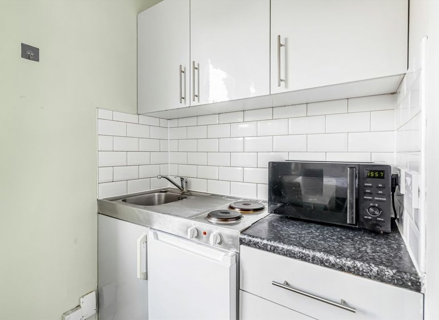 Properties let in Fairbridge Road - N19 3HZ view3