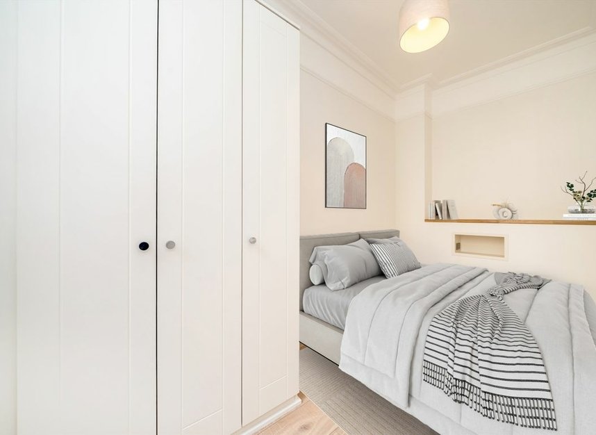 Properties to let in Fairholme Road - W14 9JX view8
